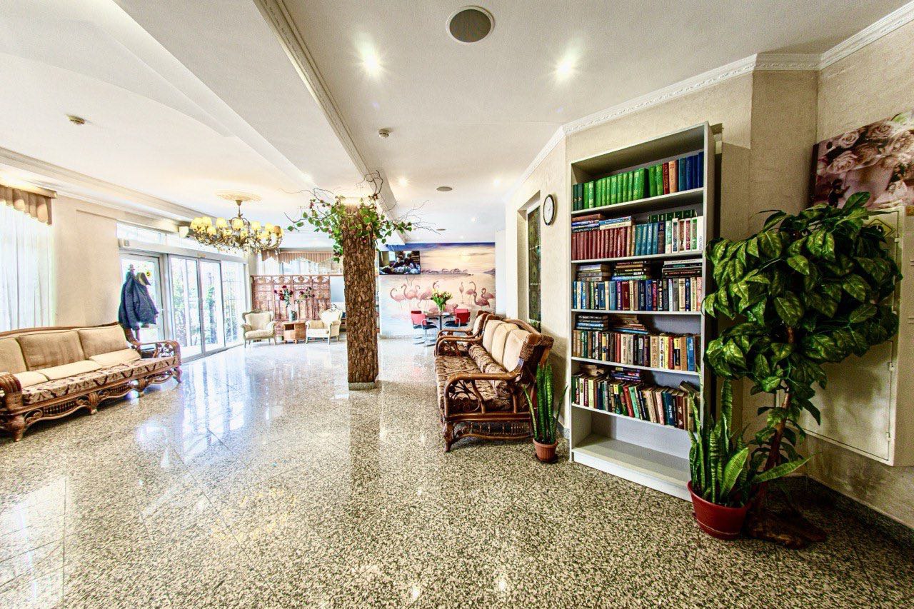 Холл пансионата